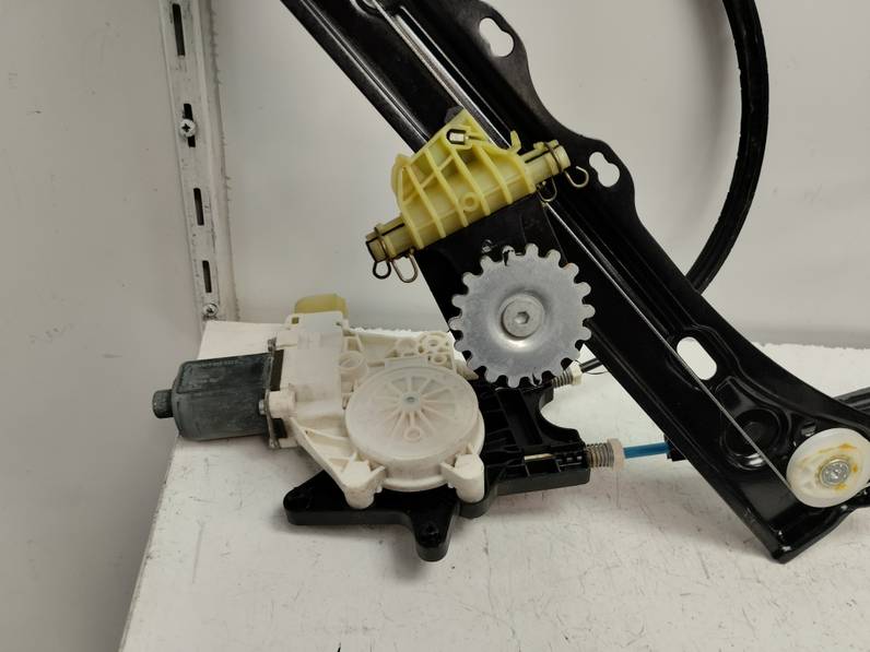 ELEVALUNAS DELANTERO DERECHO BMW SERIE 4 CABRIO 2016 3.0 TURBODIESEL (313 CV)