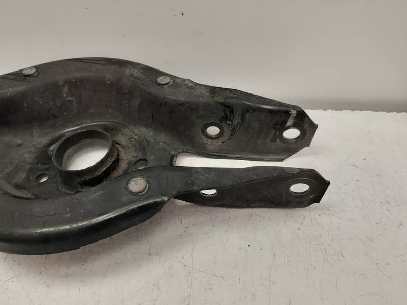 BRAZO SUSPENSION INFERIOR TRASERO DERECHO BMW SERIE 4 CABRIO 2016 3.0 TURBODIESEL (313 CV)