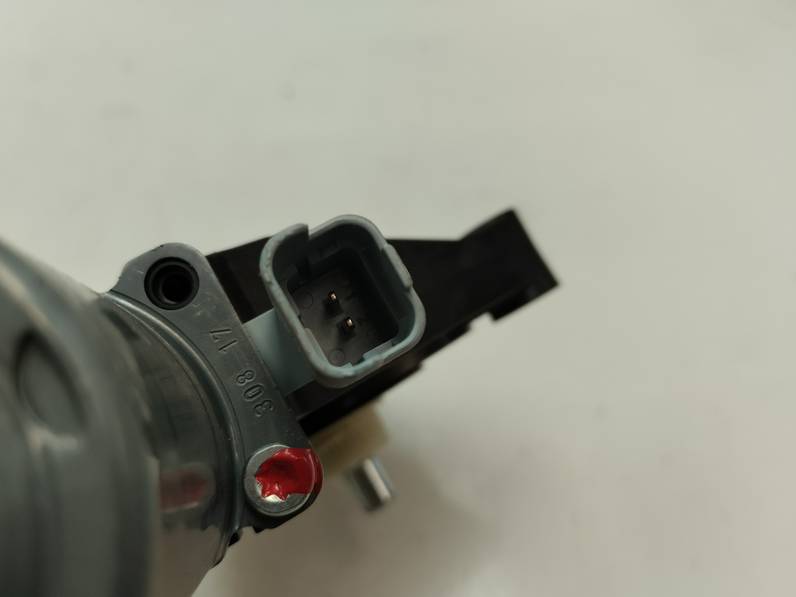 MOTOR ELEVALUNAS TRASERO IZQUIERDO HYUNDAI IX20 2018 1.4 (90 CV)