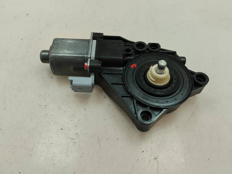 MOTOR ELEVALUNAS TRASERO DERECHO HYUNDAI IX20 2018 1.4 (90 CV)