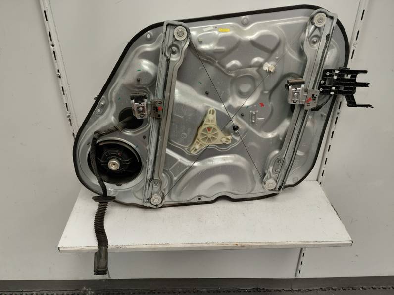 ELEVALUNAS DELANTERO IZQUIERDO HYUNDAI IX20 2018 1.4 (90 CV)