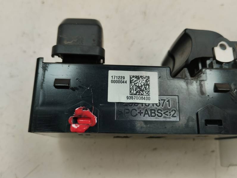 MANDO ELEVALUNAS DELANTERO IZQUIERDO KIA PICANTO 2018 1.0 (67 CV)