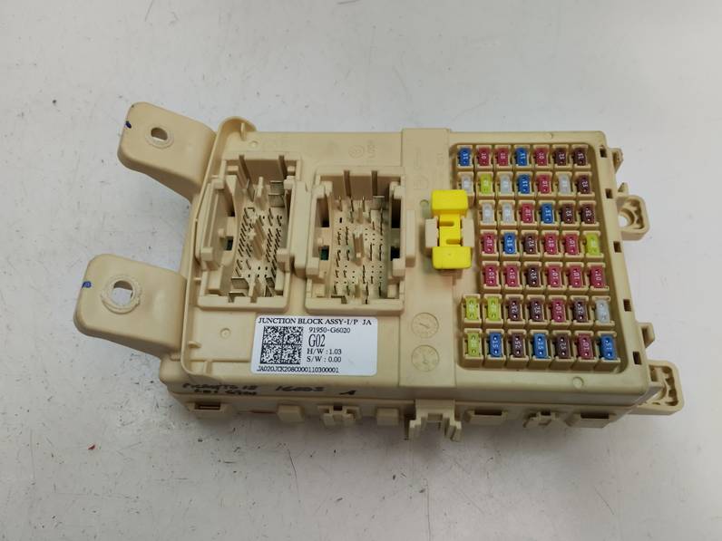 CAJA RELES FUSIBLES KIA PICANTO 2018 1.0 (67 CV)