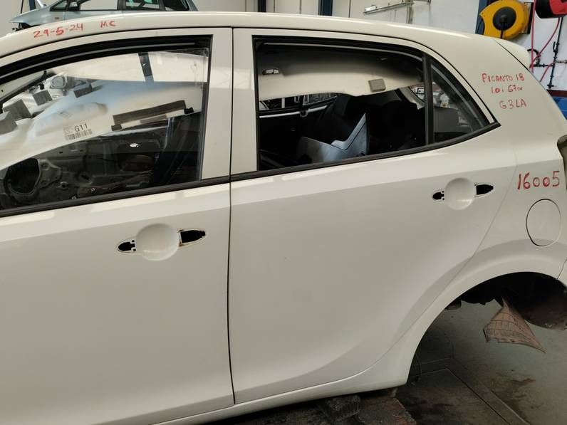 PUERTA TRASERA IZQUIERDA KIA PICANTO 2018 1.0 (67 CV)