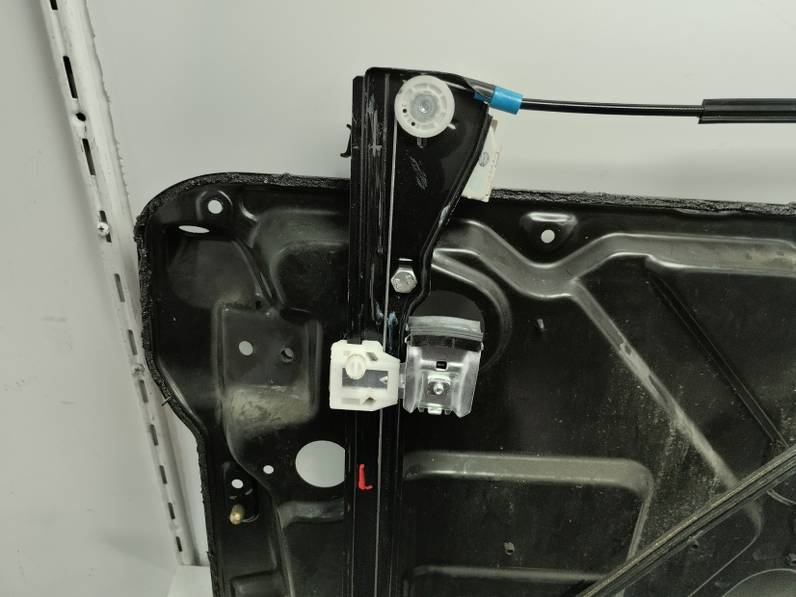 ELEVALUNAS DELANTERO DERECHO VOLKSWAGEN NEW BEETLE 2001 1.9 TDI (90 CV)