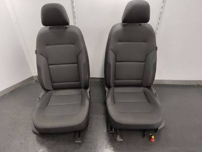 JUEGO ASIENTOS COMPLETO VOLKSWAGEN GOLF VII LIM 2017 1.4 16V TSI (125 CV)