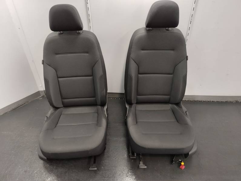 JUEGO ASIENTOS COMPLETO VOLKSWAGEN GOLF VII LIM 2017 1.4 16V TSI (125 CV)