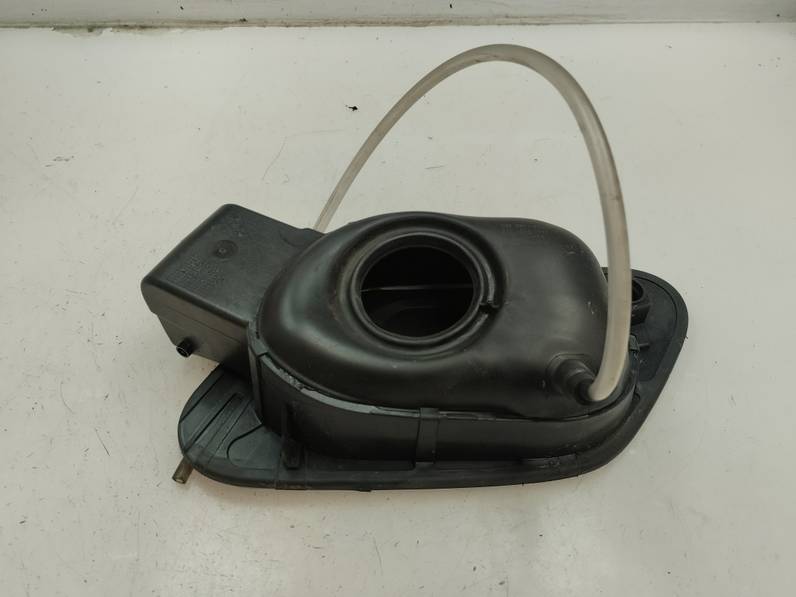 TAPA EXTERIOR COMBUSTIBLE VOLKSWAGEN GOLF VII LIM 2017 1.4 16V TSI (125 CV)