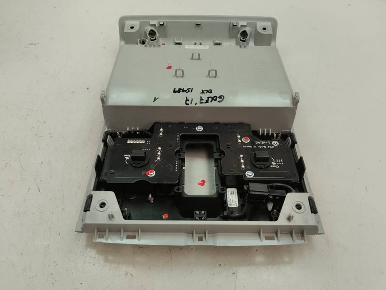 LUZ INTERIOR VOLKSWAGEN GOLF VII LIM 2017 1.4 16V TSI (125 CV)