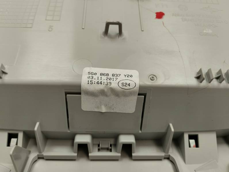 LUZ INTERIOR VOLKSWAGEN GOLF VII LIM 2017 1.4 16V TSI (125 CV)