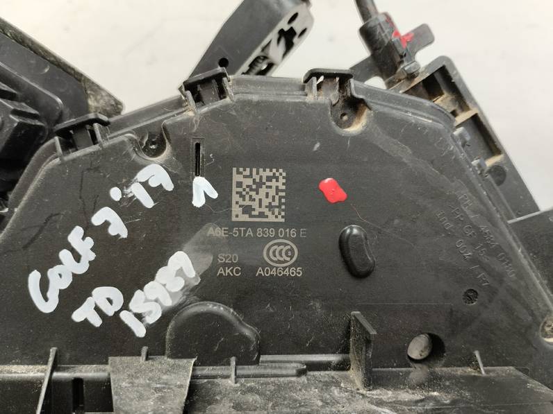 CERRADURA PUERTA TRASERA DERECHA VOLKSWAGEN GOLF VII LIM 2017 1.4 16V TSI (125 CV)