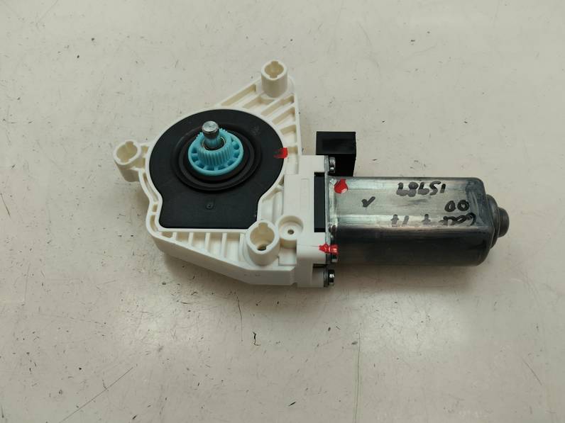 MOTOR ELEVALUNAS DELANTERO DERECHO VOLKSWAGEN GOLF VII LIM 2017 1.4 16V TSI (125 CV)