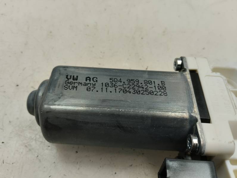 MOTOR ELEVALUNAS DELANTERO IZQUIERDO VOLKSWAGEN GOLF VII LIM 2017 1.4 16V TSI (125 CV)