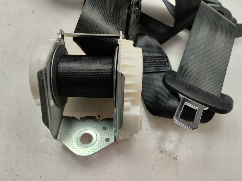 CINTURON SEGURIDAD TRASERO DERECHO VOLKSWAGEN POLO 2014 1.2 TDI (75 CV)