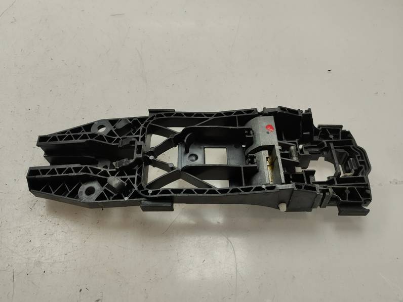 PUERTA TRASERA DERECHA VOLKSWAGEN POLO 2014 1.2 TDI (75 CV)