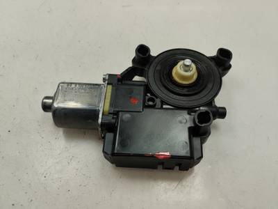 MOTOR ELEVALUNAS TRASERO DERECHO VOLKSWAGEN POLO 2014 1.2 TDI (75 CV)