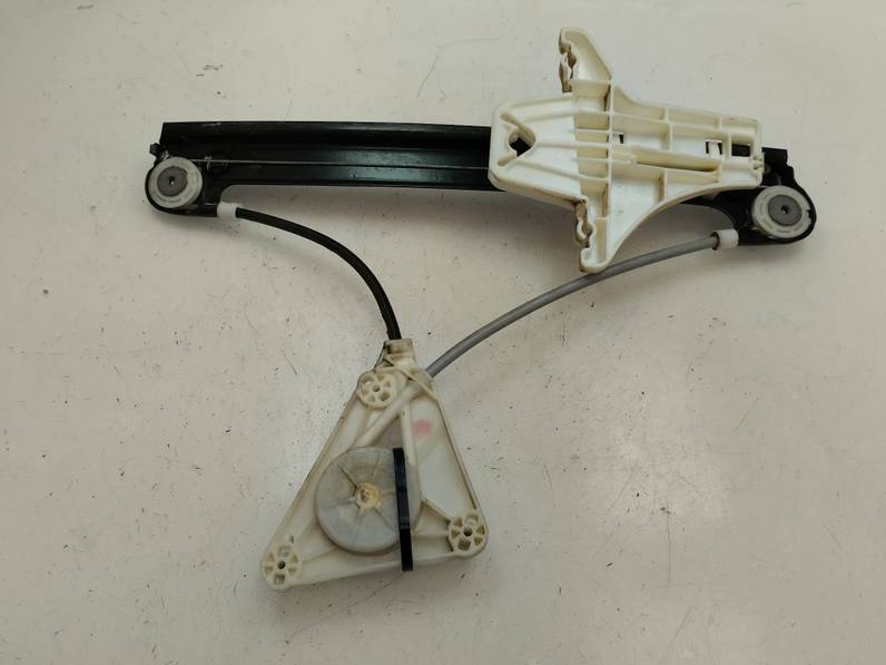 ELEVALUNAS TRASERO IZQUIERDO VOLKSWAGEN POLO 2014 1.2 TDI (75 CV)