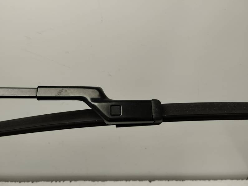 BRAZO LIMPIA DELANTERO IZQUIERDO VOLKSWAGEN POLO 2014 1.2 TDI (75 CV)