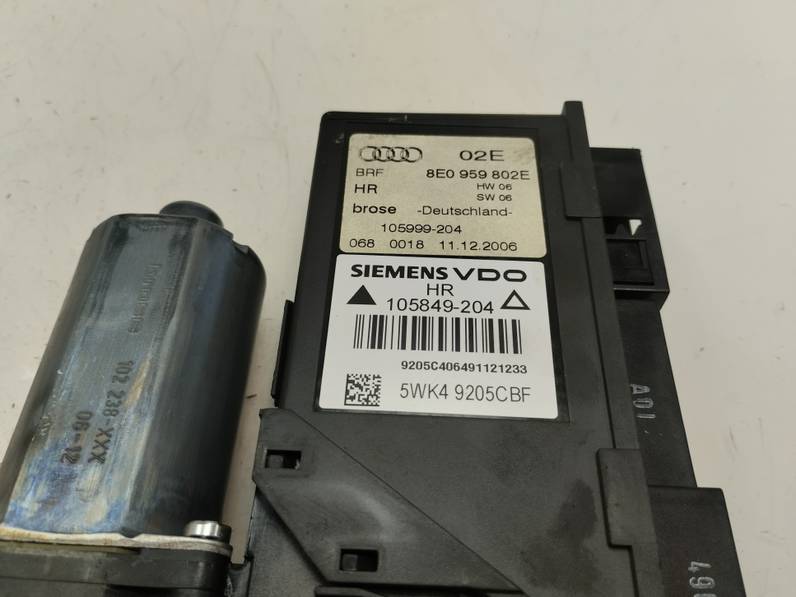 MOTOR ELEVALUNAS TRASERO DERECHO AUDI A4 BERLINA 2007 2.0 20V (131 CV)