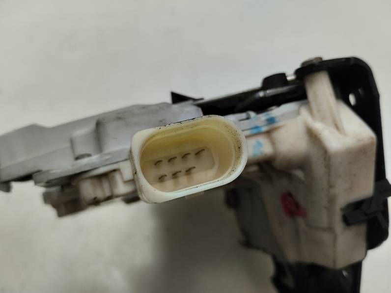 CERRADURA PUERTA TRASERA DERECHA AUDI A4 BERLINA 2007 2.0 20V (131 CV)