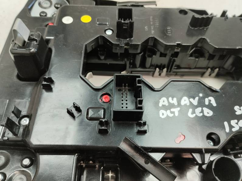 LUZ INTERIOR AUDI A4 AVANT 2017 2.0 16V TDI (150 CV)