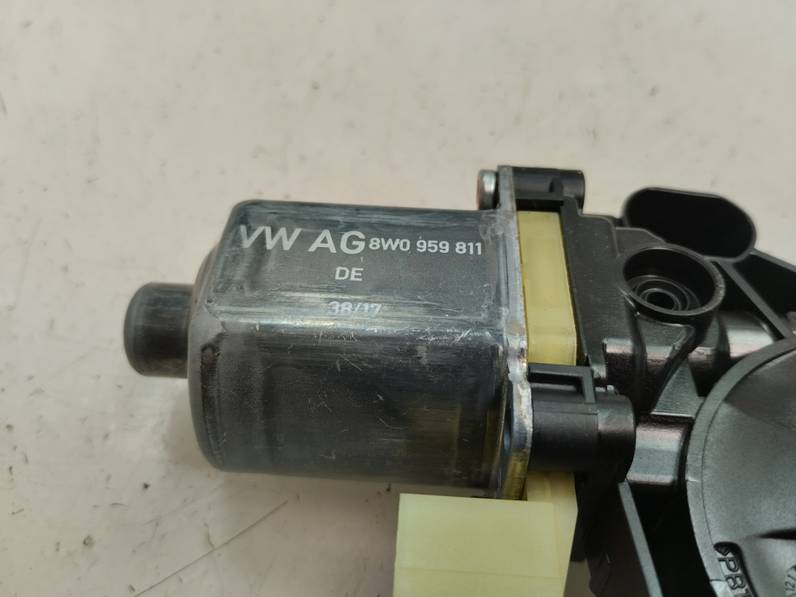 MOTOR ELEVALUNAS TRASERO IZQUIERDO AUDI A4 AVANT 2017 2.0 16V TDI (150 CV)