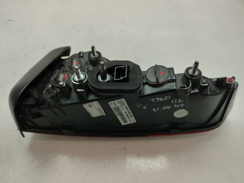 PILOTO TRASERO IZQUIERDO INTERIOR AUDI A4 AVANT 2017 2.0 16V TDI (150 CV)