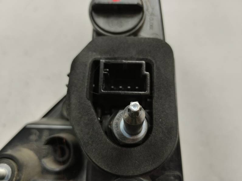 PILOTO TRASERO IZQUIERDO INTERIOR AUDI A4 AVANT 2017 2.0 16V TDI (150 CV)