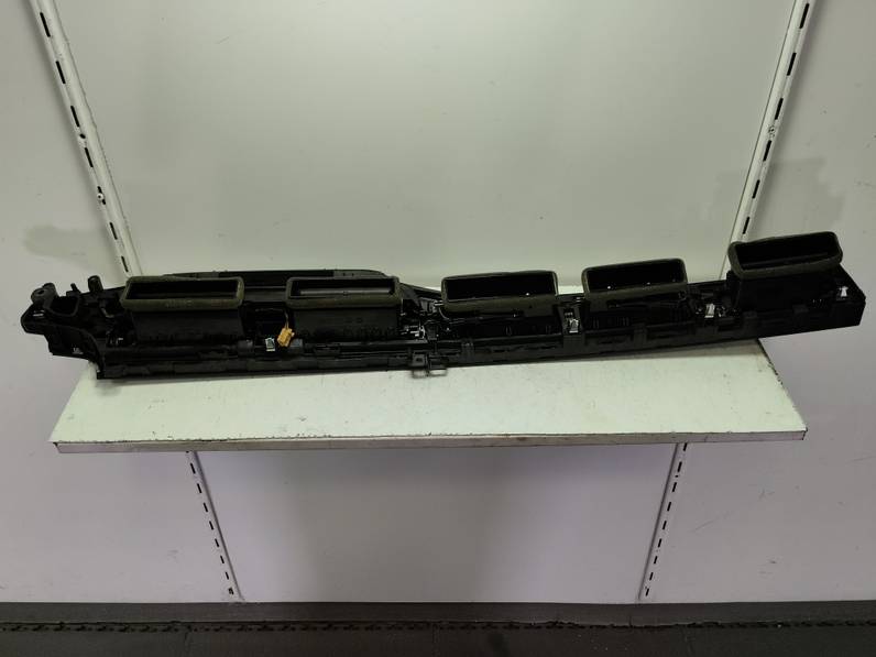 REJILLA AIREADORA AUDI A4 AVANT 2017 2.0 16V TDI (150 CV)