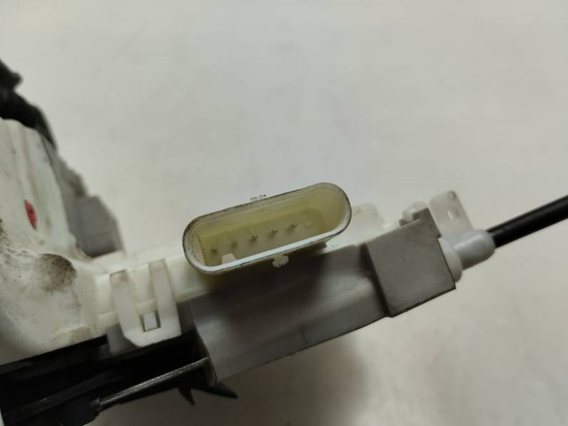 CERRADURA PUERTA DELANTERA DERECHA AUDI A4 AVANT 2017 2.0 16V TDI (150 CV)