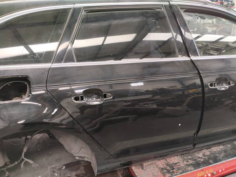 PUERTA TRASERA DERECHA AUDI A4 AVANT 2017 2.0 16V TDI (150 CV)