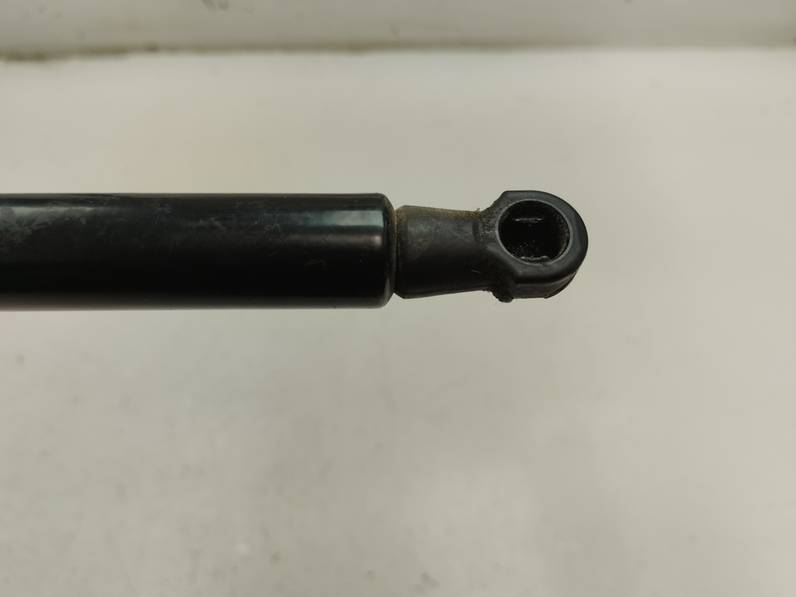 AMORTIGUADOR CAPOT AUDI A4 AVANT 2017 2.0 16V TDI (150 CV)