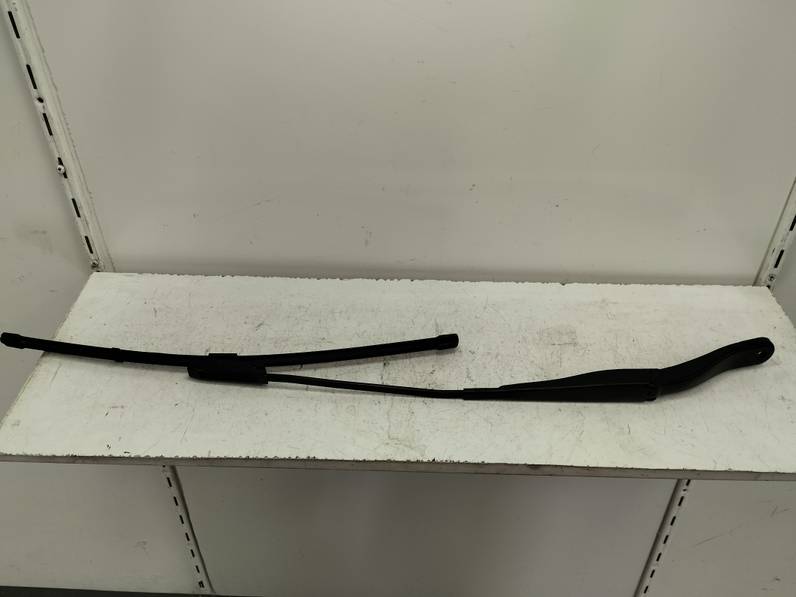 BRAZO LIMPIA DELANTERO DERECHO DACIA DUSTER III 2021 1.0 (91CV)