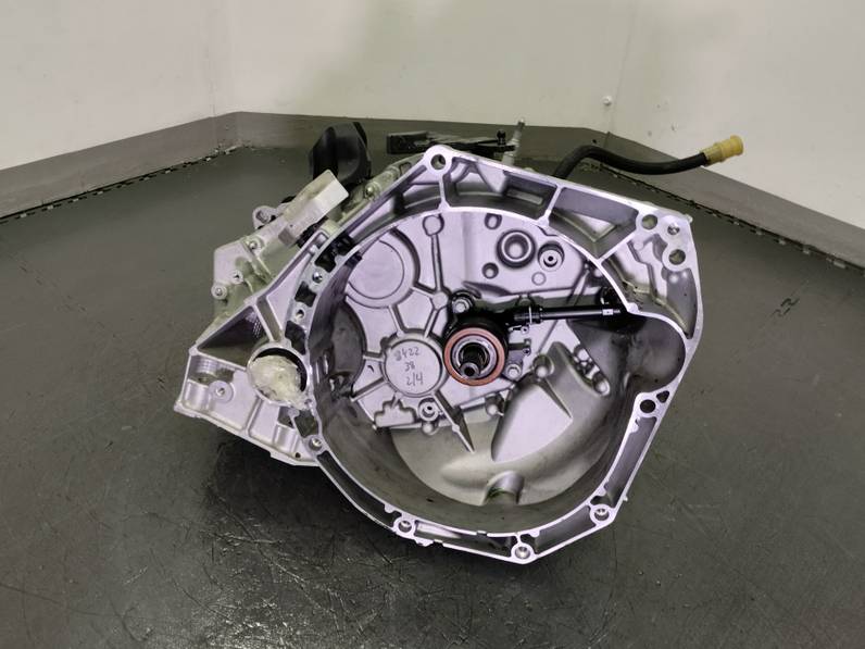 CAJA CAMBIOS DACIA DUSTER III 2021 1.0 (91CV)