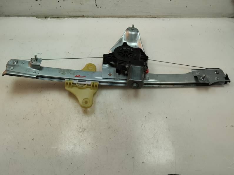 ELEVALUNAS DELANTERO DERECHO DACIA DUSTER III 2021 1.0 (91CV)