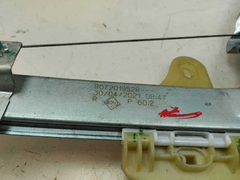 ELEVALUNAS DELANTERO DERECHO DACIA DUSTER III 2021 1.0 (91CV)