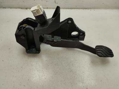 PEDAL FRENO DACIA DUSTER III 2021 1.0 (91CV)
