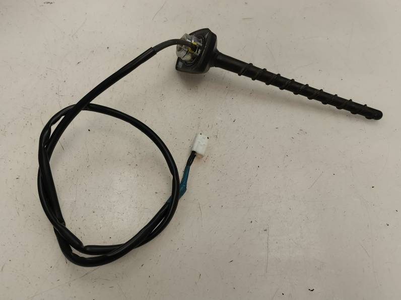 ANTENA TOYOTA YARIS 2015 HÍBRIDO 74 KW (101 CV)