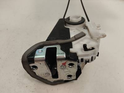 CERRADURA PUERTA TRASERA IZQUIERDA TOYOTA YARIS 2015 HÍBRIDO 74 KW (101 CV)