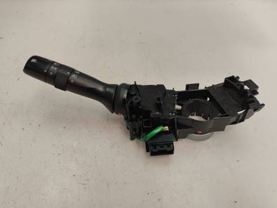 MANDO LUCES TOYOTA YARIS 2015 HÍBRIDO 74 KW (101 CV)