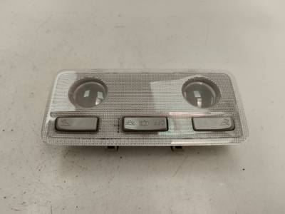 LUZ INTERIOR TOYOTA YARIS 2015 HÍBRIDO 74 KW (101 CV)