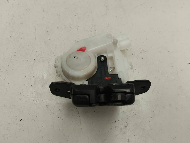 CERRADURA MALETERO PORTON TOYOTA YARIS 2015 HÍBRIDO 74 KW (101 CV)