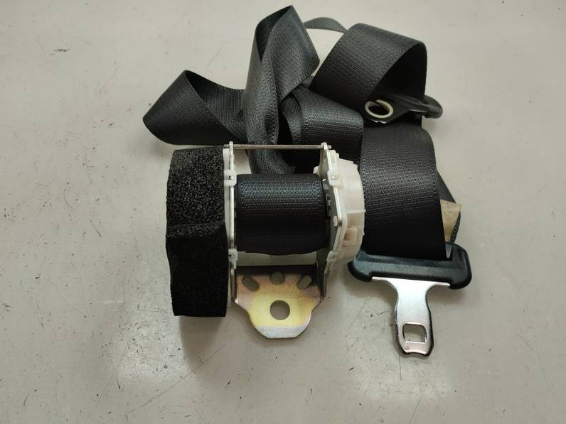 CINTURON SEGURIDAD TRASERO DERECHO TOYOTA YARIS 2015 HÍBRIDO 74 KW (101 CV)