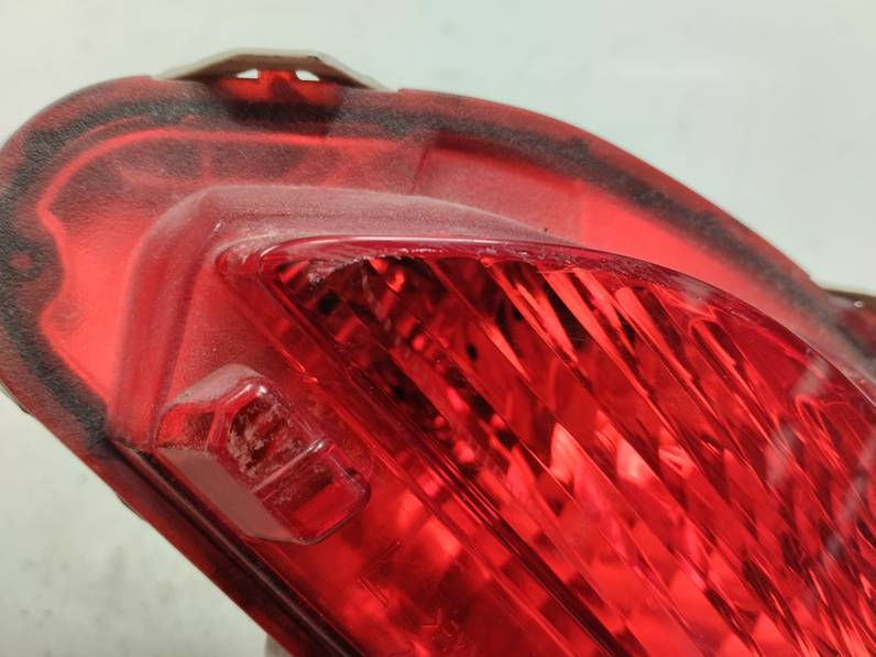 PILOTO TRASERO IZQUIERDO TOYOTA YARIS 2015 HÍBRIDO 74 KW (101 CV)