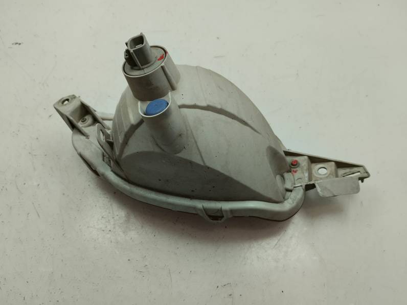 PILOTO TRASERO IZQUIERDO TOYOTA YARIS 2015 HÍBRIDO 74 KW (101 CV)