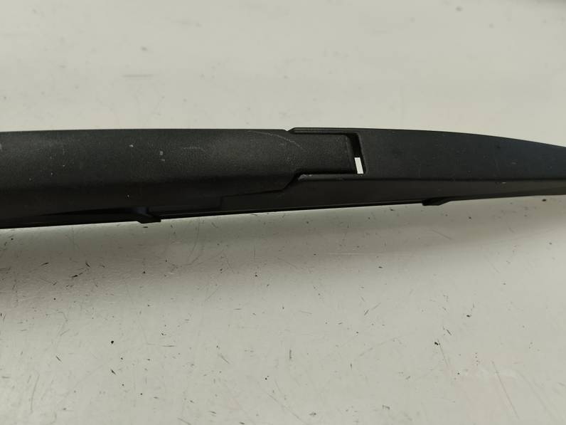 BRAZO LIMPIA TRASERO TOYOTA YARIS 2015 HÍBRIDO 74 KW (101 CV)