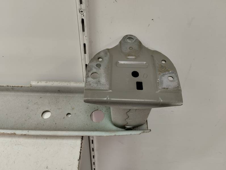 REFUERZO PARAGOLPES TRASERO TOYOTA YARIS 2015 HÍBRIDO 74 KW (101 CV)