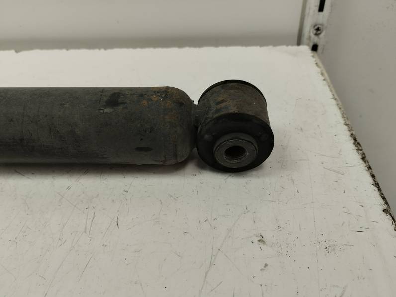 AMORTIGUADOR TRASERO IZQUIERDO TOYOTA YARIS 2015 HÍBRIDO 74 KW (101 CV)