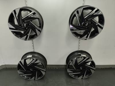 JUEGO LLANTAS HYUNDAI BAYON 2023 1.2 (84CV)