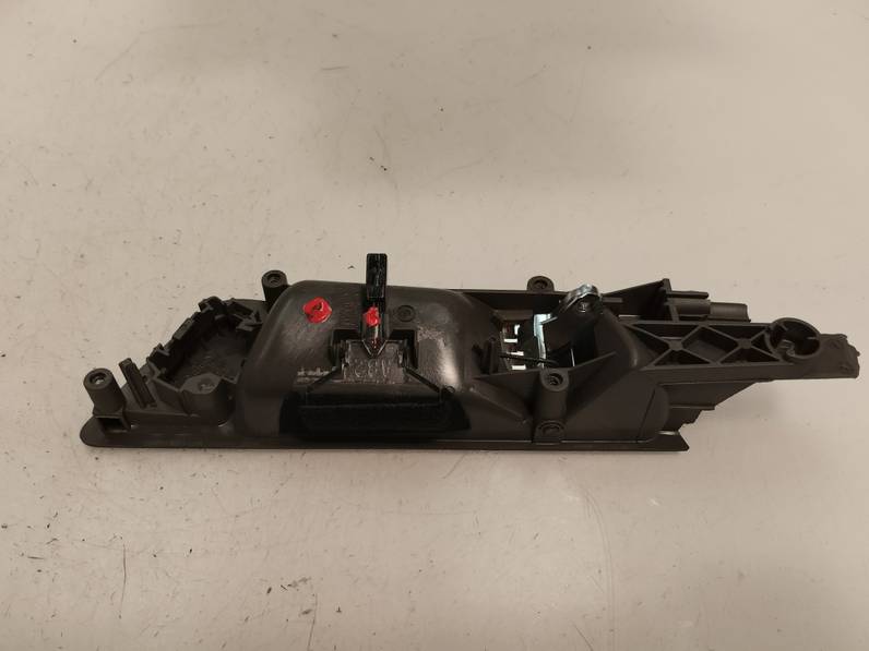 MANETA INTERIOR TRASERA DERECHA AUDI Q5 2014 2.0 16V TDI (177 CV)